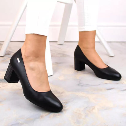 Sergio Leone W SK314A juodi zomšiniai bateliai ant dekoratyvinio blokinio kulno