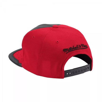Mitchell & Ness NBA Chicago Bulls NBA Day One Snapback kepurė "Bulls" 6HSSMM19224-CBUBKRD