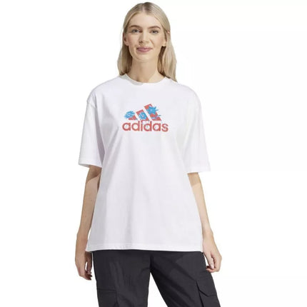 ADIDAS Gėlių rašto „Badge of Sport“ moteriški marškinėliai, balti IT1421