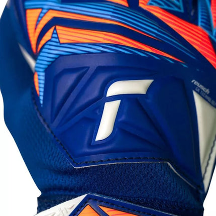 Reusch Attrakt Starter Solid Junior goalkeeper gloves blue 5672514 4126
