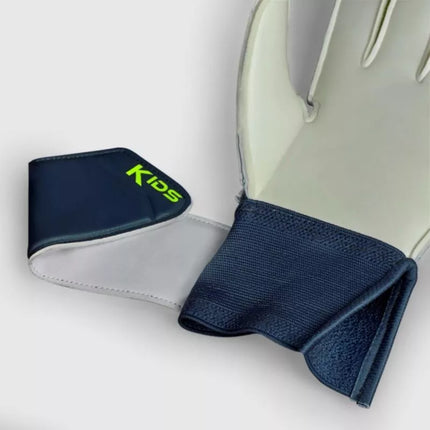 SELECT 03 Youth Goalkeeper Gloves