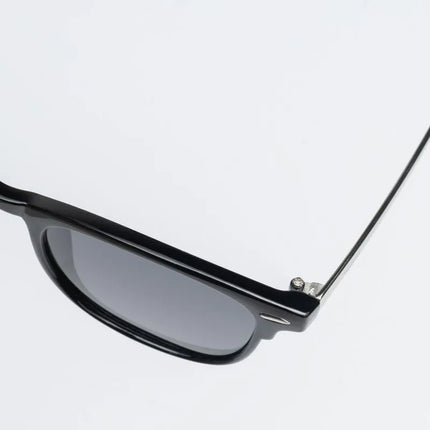 TRELA glasses