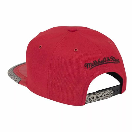 Mitchell & Ness Day 3 Snapback NBA Chicago Bulls Red Cap - 6HSSMM19505-CBUSCWH