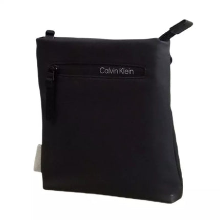 Calvin Klein Rankinė per petį Juoda - ZM0ZM02869 8AX