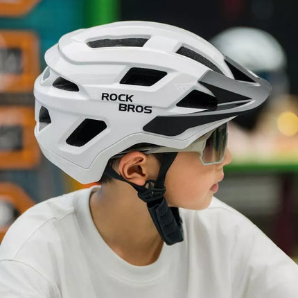 Rockbros LK-67 jaunimo dviračio šalmas su nuimamu skydeliu 54–58 cm - Balta