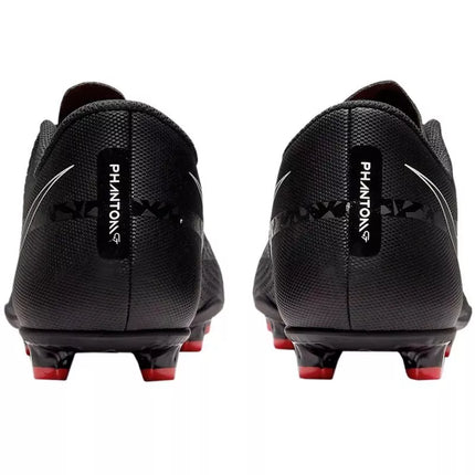 Nike Phantom GT2 Club MG DA5640 001 football boots