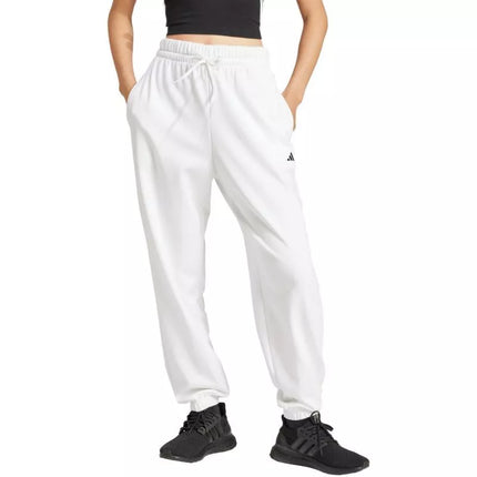 adidas Essentials kelnės su mažu logotipu, su  kišenėmis, JD9923