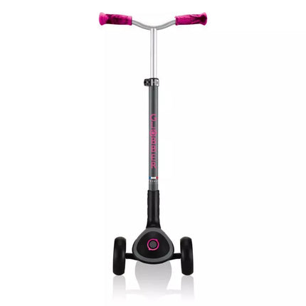 Globber Master Prime 3 ratų paspirtukas / juodas - neoninis rožinis 664-110