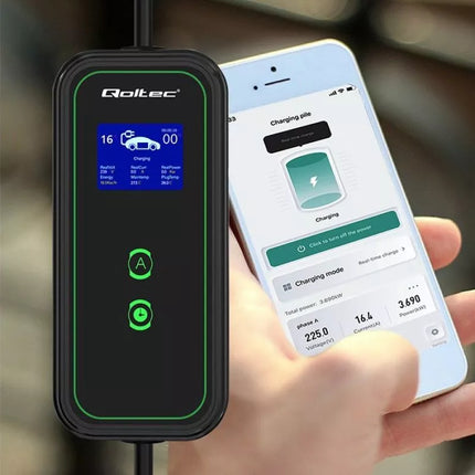Qoltec 52476 Mobile charger for electric car EV with regulation 2 in 1 Type 2 | 3.5kW | 230V | Wi-fi | LCD | Portable | Wallbox | 5m