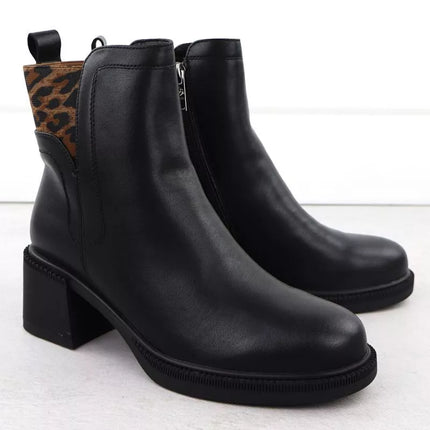 Black leather ankle boots with a block heel, Vinceza 26-66855