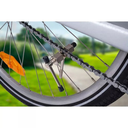 BICYCLE GEAR CHAIN RINGER