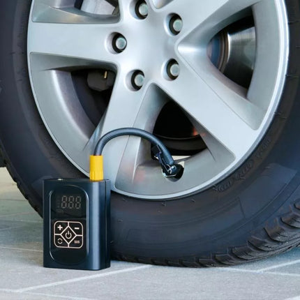 DUNLOP Skaitmeninis automobilinis kompresorius 150 PSI su Powerbank funkcija