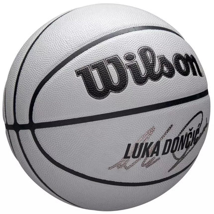 Wilson NBA Player Icon Uv Bskt Doncic WZ4030701XB