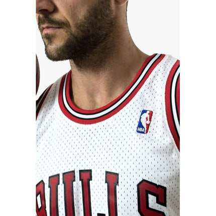 Mitchell & Ness Čikagos Bulls NBA Swingman Džerzi Bulls 97-98 Dennis Rodman M SMJYAC18079-CBUWHIT97DRDN