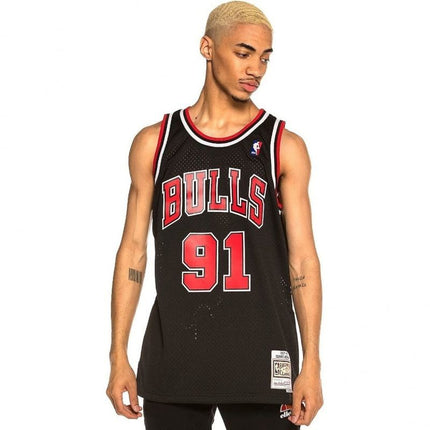 Mitchell & Ness Čikagos Bulls NBA Swingman Atsarginiai marškinėliai Bulls 97 Dennis Rodman SMJYGS18152-CBUBLCK97DRD