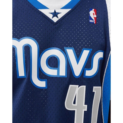 Mitchell & Ness NBA Swingman Dallas Mavericks Dirk Nowitzki Marškinėliai SMJY1148-DMA11DNOASBL