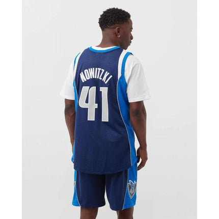 Mitchell & Ness NBA Swingman Dallas Mavericks Dirk Nowitzki Marškinėliai SMJY1148-DMA11DNOASBL