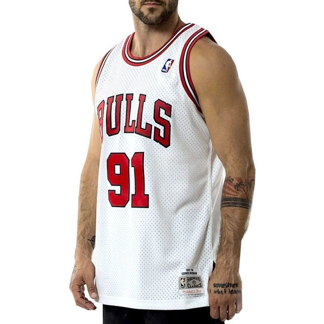 Mitchell & Ness Čikagos Bulls NBA Swingman Džerzi Bulls 97-98 Dennis Rodman M SMJYAC18079-CBUWHIT97DRDN