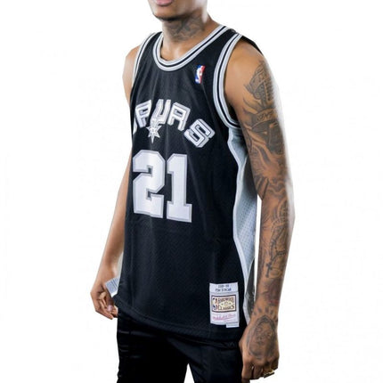 Mitchell & Ness NBA „Swingman“ San Antonio Spurs Tim Duncan marškinėliai SMJYGS18208-SASBLCK98TDU