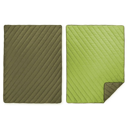 Neperšlampama "Offlander" kempingo antklodė 200x140 CM - Žalia (OFF_CACC_02GN)